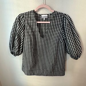 GANNI SET - BLACK AND WHITE